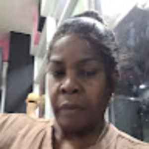 Meet your Posher, Maxine